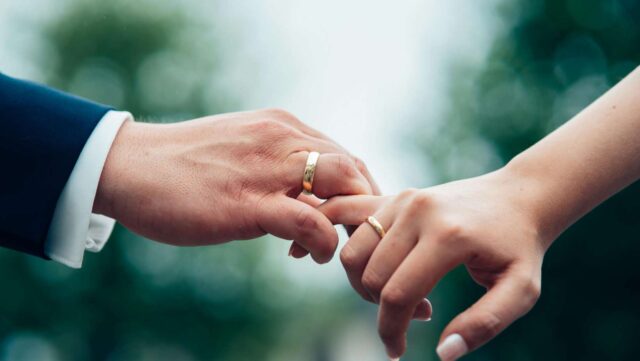 Deal with Emotional Neglect in Marriage